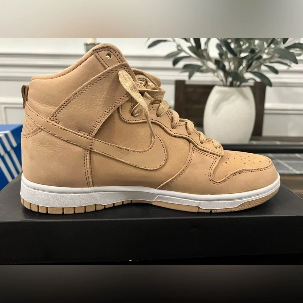 Nike Dunk High Vachetta Tan Size 8.5